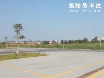 特能驾校