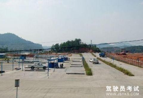 金鹰驾校