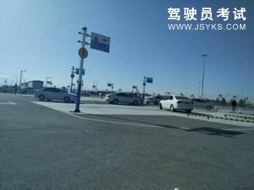 宏大驾校
