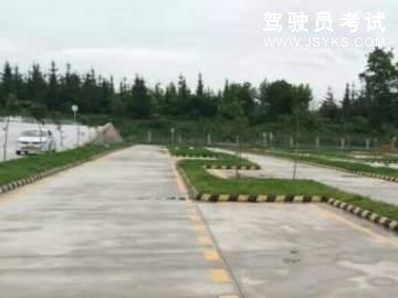 新悦驾校