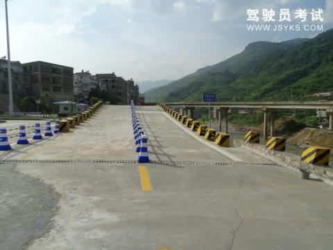 宏丰驾校