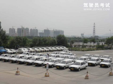 信通驾校