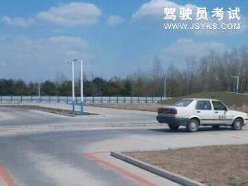 跃进驾校