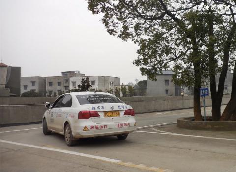 方圆驾校