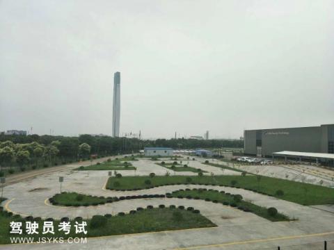 新宏驾校