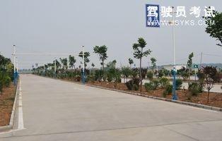 宏旺驾校