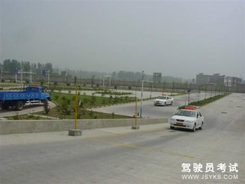 金鞍驾校