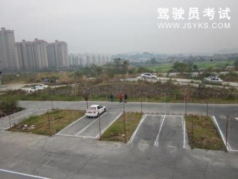 乐途驾校