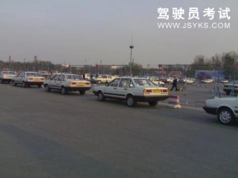 龙铭驾校
