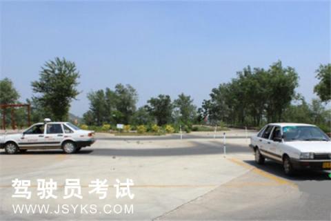 育英驾校
