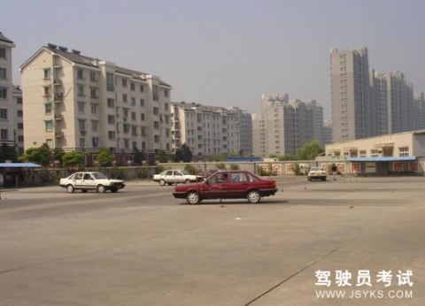 荣昌驾校