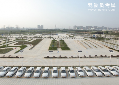 东航驾校