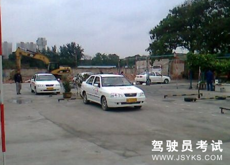 金腾翔驾校