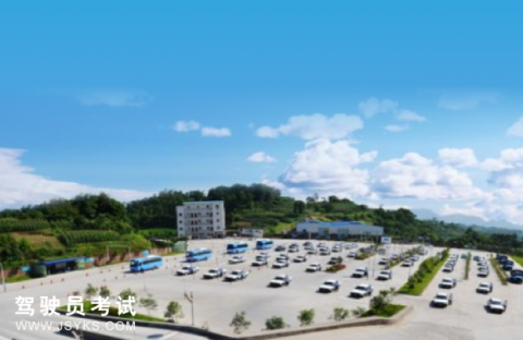 随通驾校